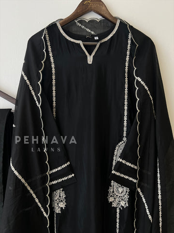 Three Piece Ethnic Suit Set