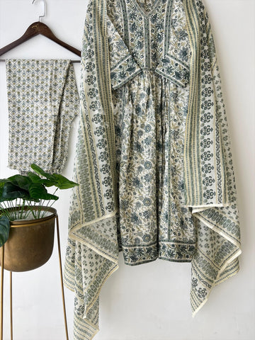 Printed Cotton Suit with Dupatta-18546 - Pehnava Lawns