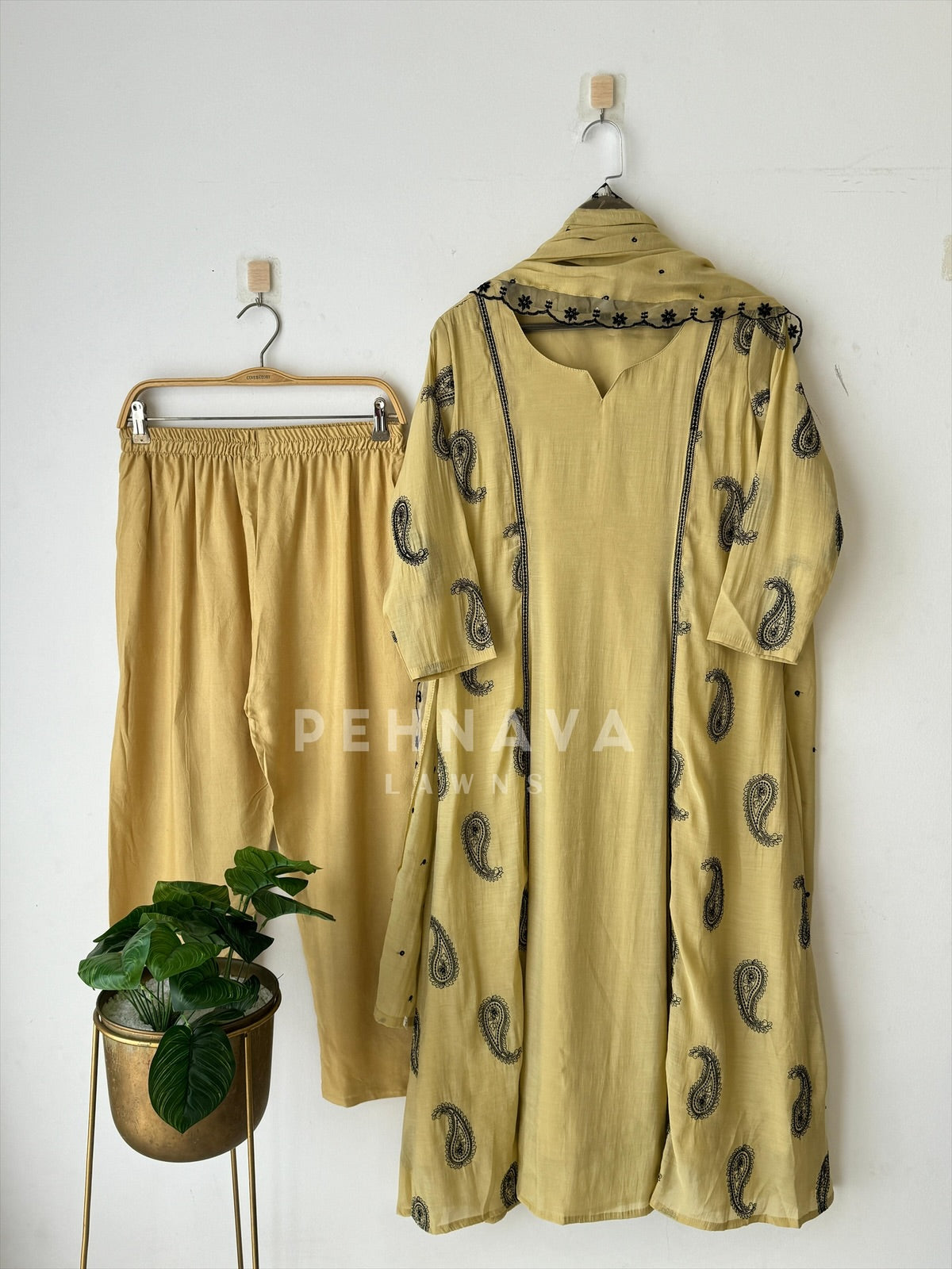 Chanderi Embroidery Suit Set-22158 - Pehnava Lawns