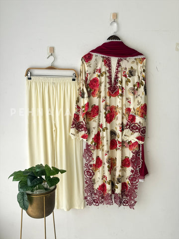 New Floral Embroidery Kurtha Suit-143 - Pehnava Lawns