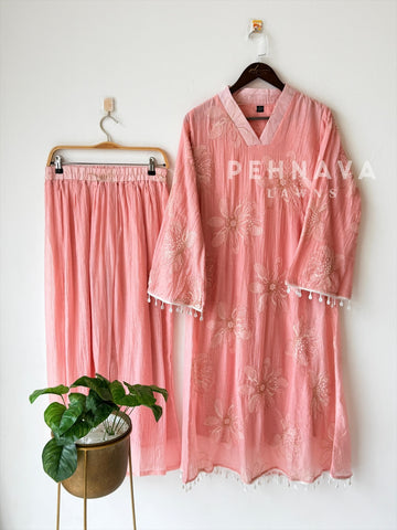 Soft Floral Embroidery Ensemble-4148 - Pehnava Lawns