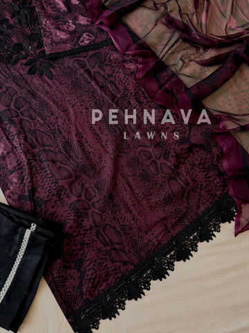 Regal Vine Embroidered Kurta Set 1464 - Pehnava Lawns