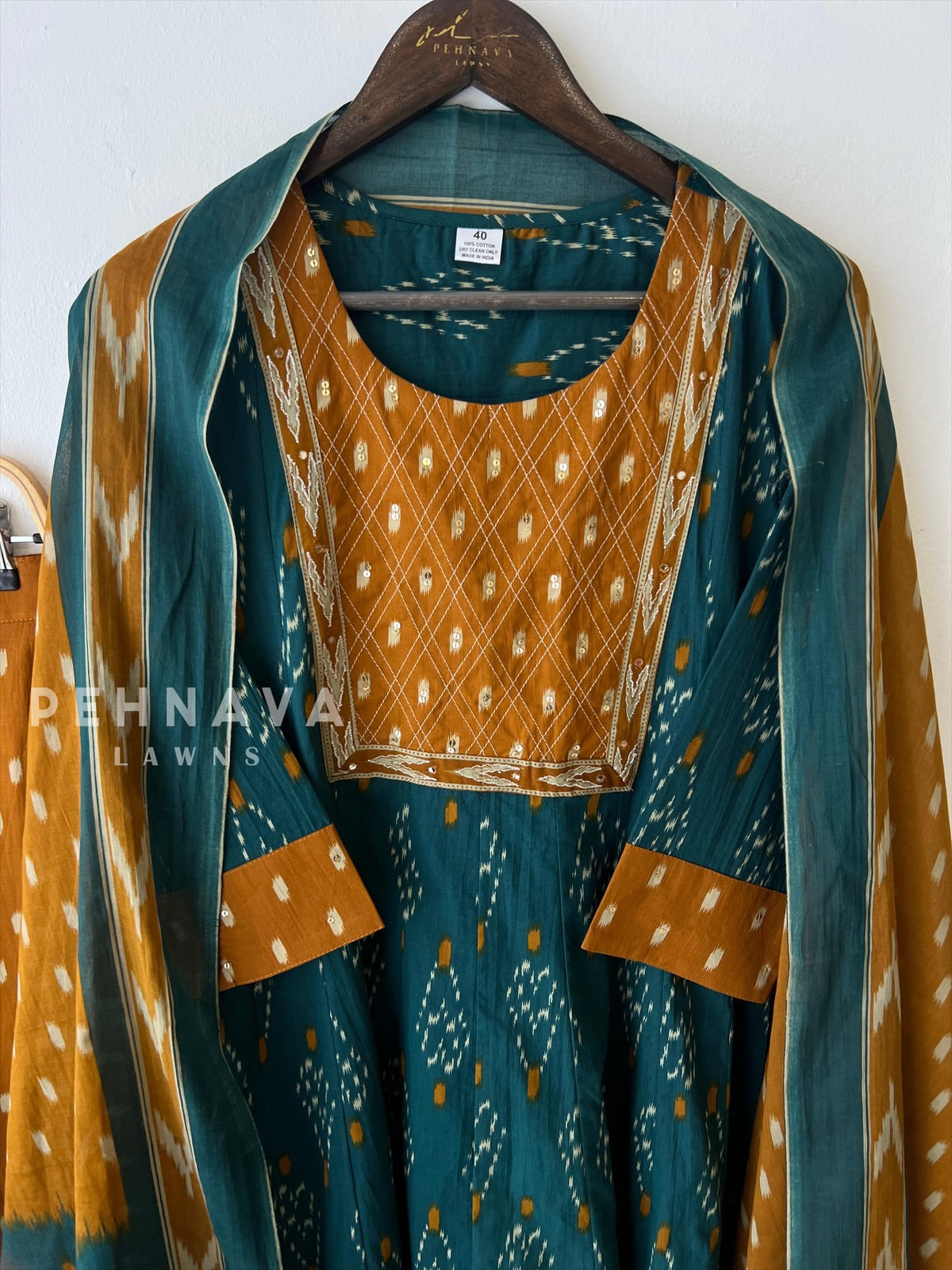 Signature Print Suit-6100 - Pehnava Lawns