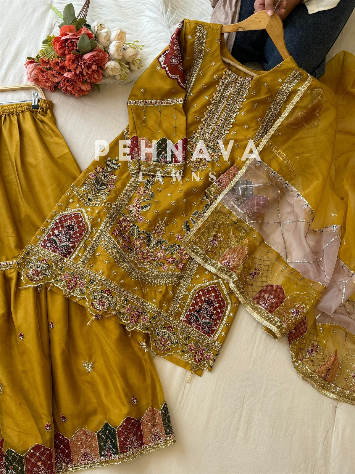 Royal Organza Party wear Embellished Suit 5187 - Pehnava Lawns