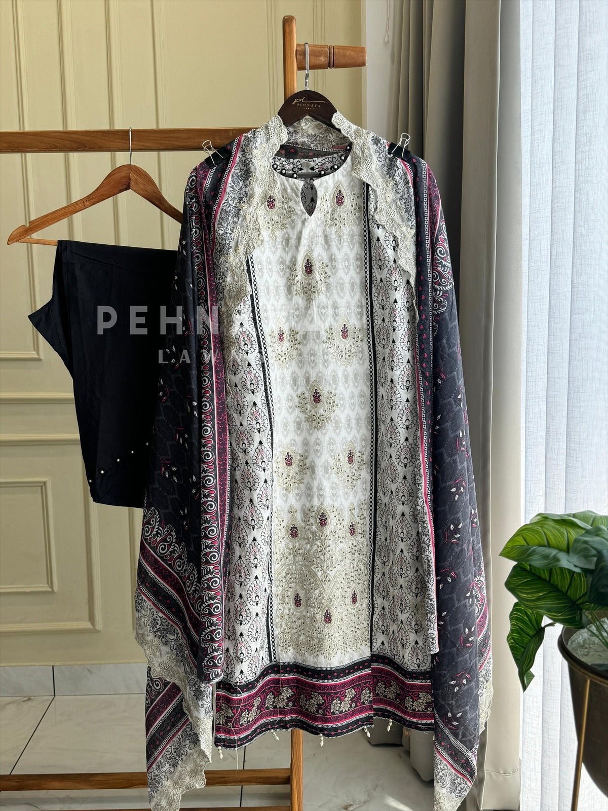 Embroidered Printed Cotton Set-1108