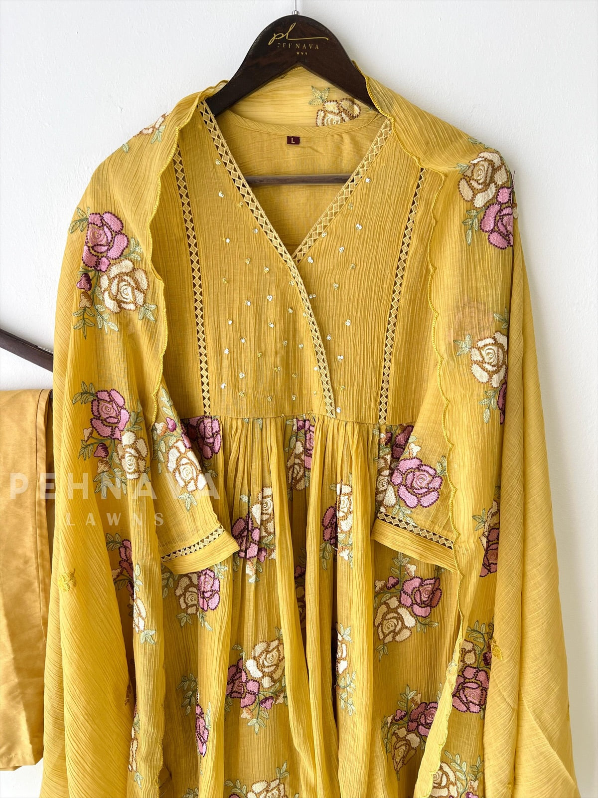 Embroidered Floral Buti Suit-12764
