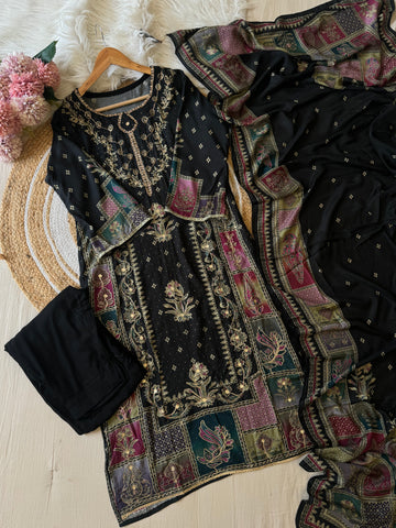 Comfy Muslin Suit with aari work-149