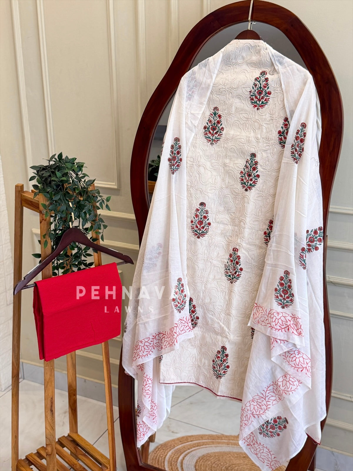 Thread Embroidered Unstitched Suit