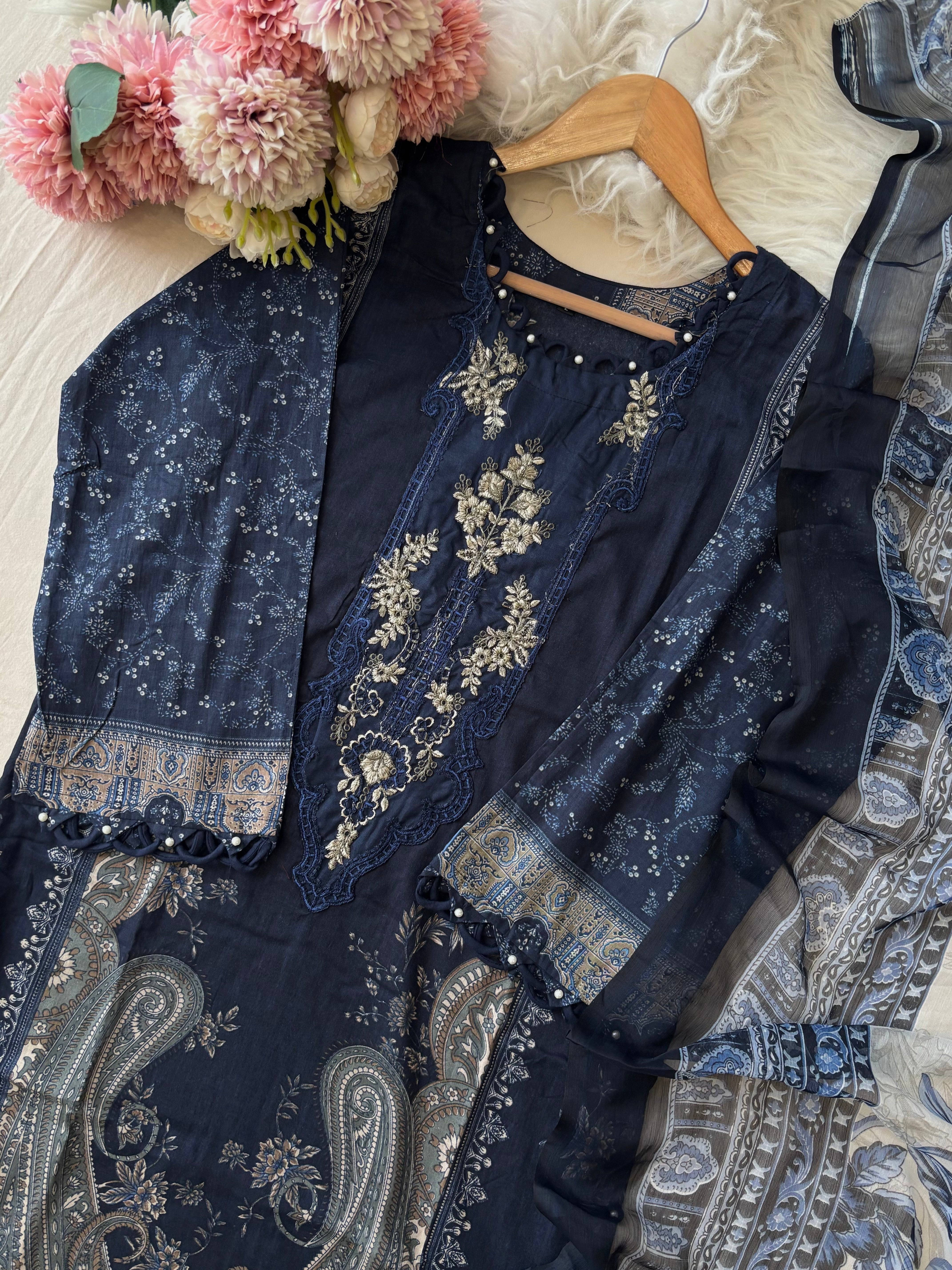 New Ready to wear Pakistani Embroidered Suit - Pehnava Lawns