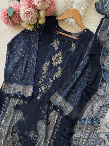 New Ready to wear Pakistani Embroidered Suit - Pehnava Lawns