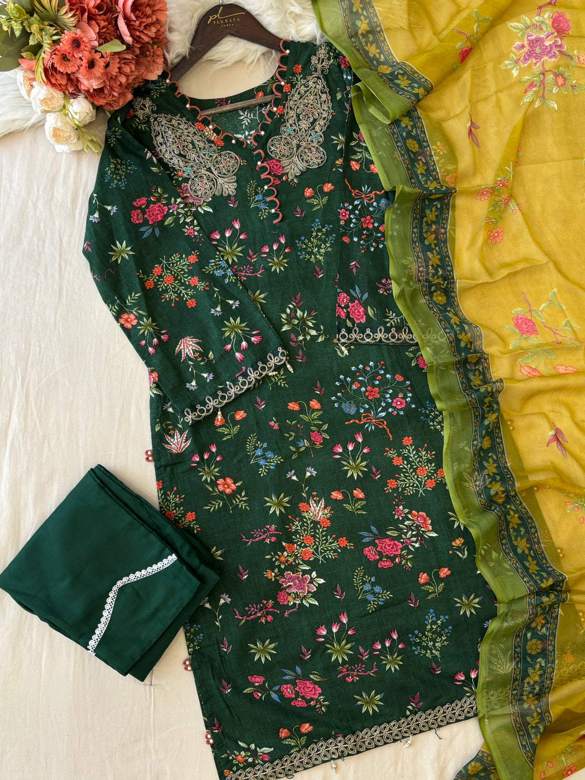 Floral Printed Ethnic Pak-Suit Ft. Chiffon Dupatta-004