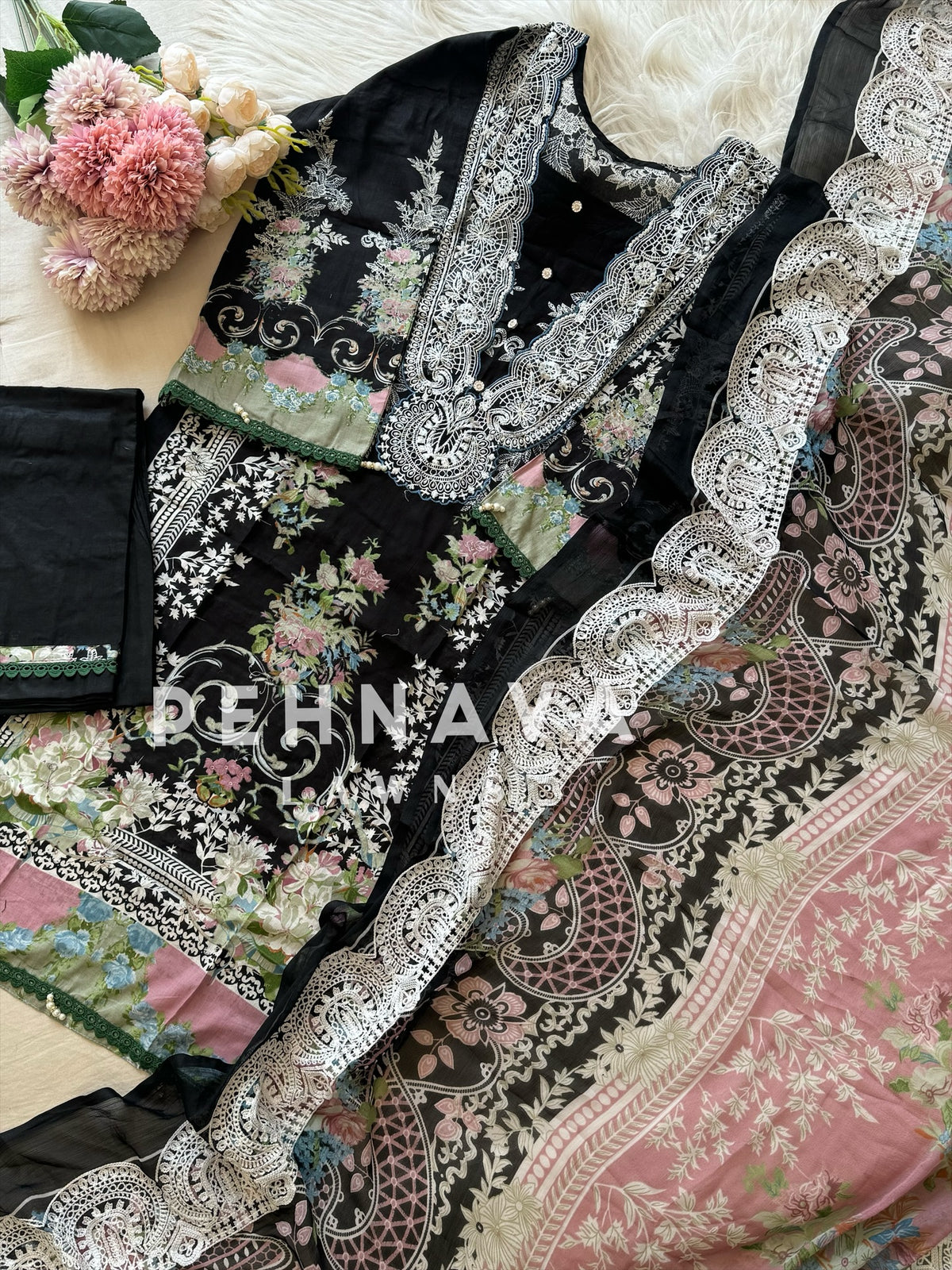 Cotton emroidered suit with chiffon /cotton embroidered dupatta-3689