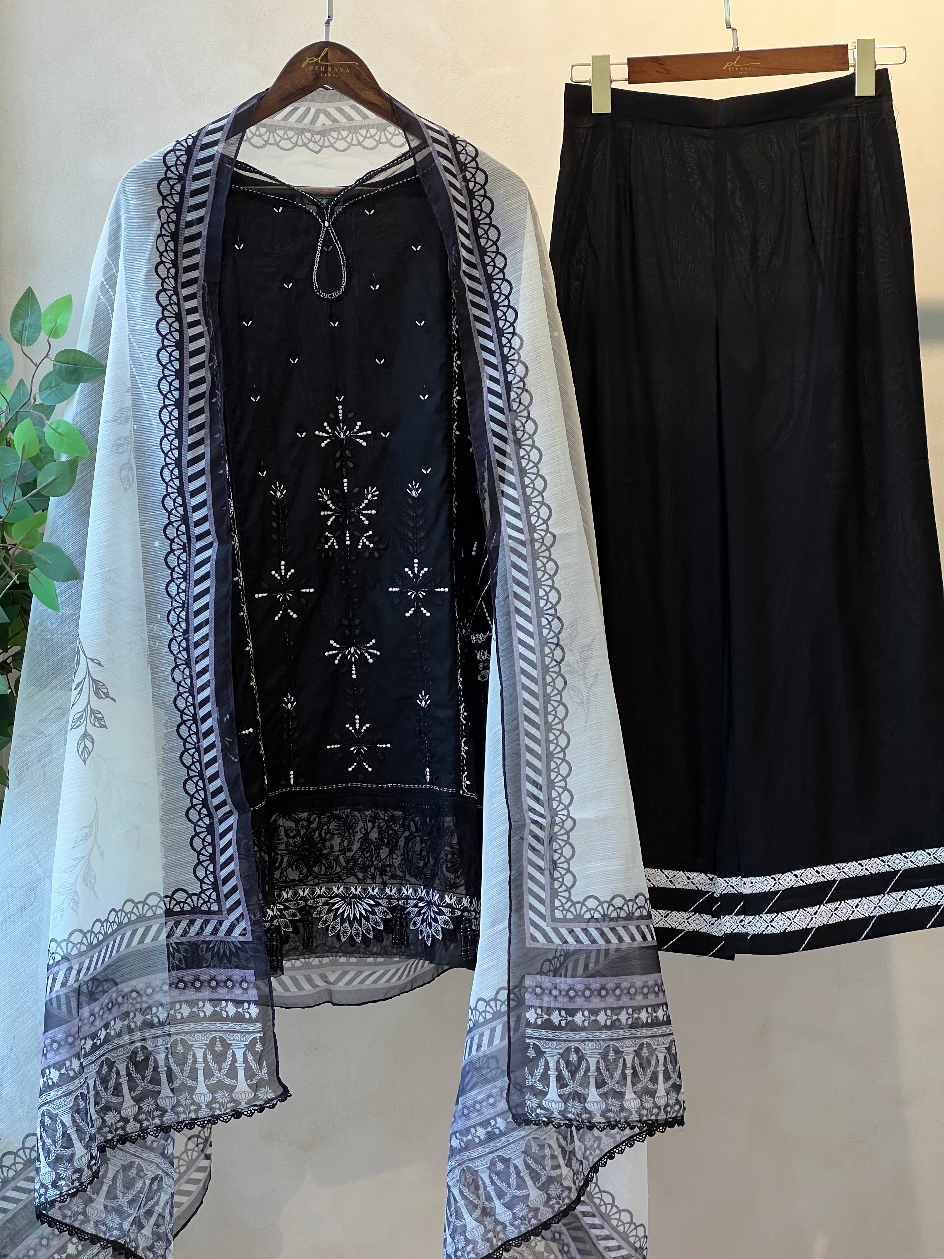 Azzal luxurious stitched embroidered suit - SABLE
