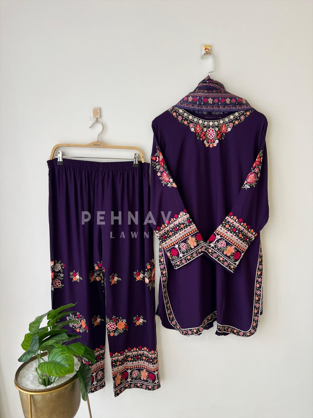 Floral Embroidered Suit- LRC 260 - Pehnava Lawns