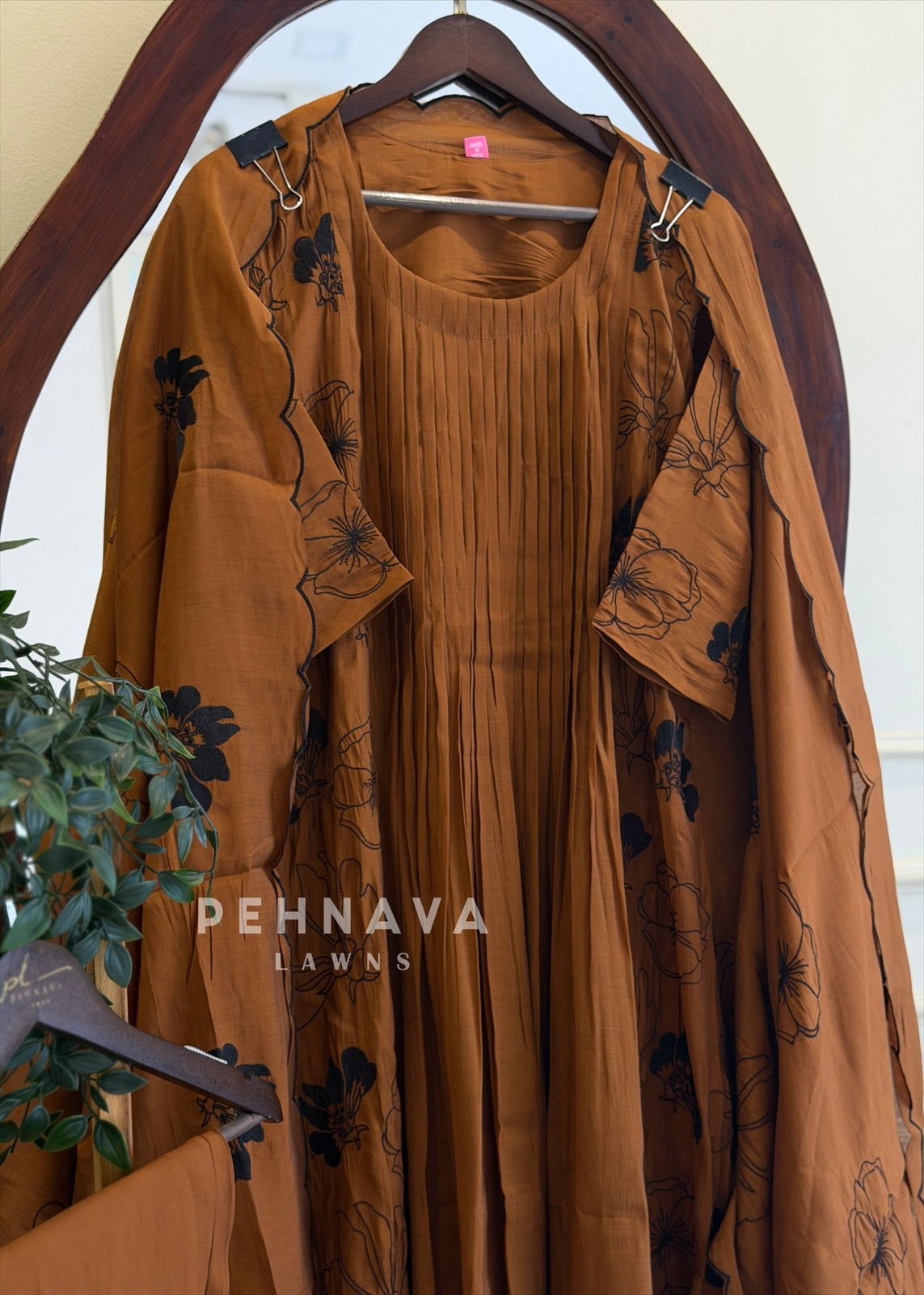 Pintuck Floral Embroidered Ensemble 13014