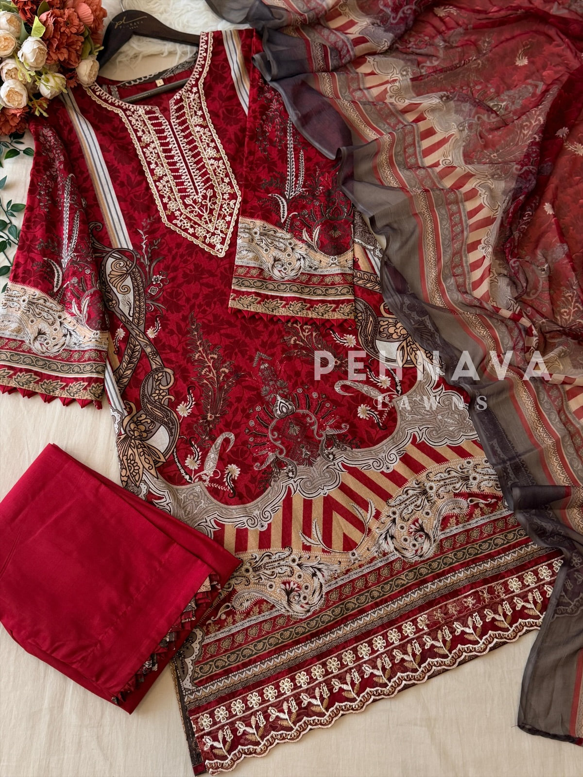Signature Printed Lawn Unstitched Suit