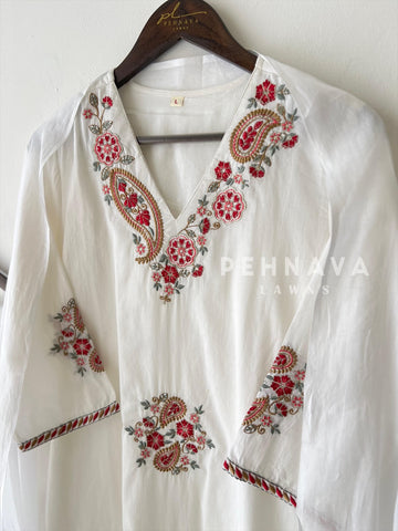 Paisley Embroidery Suit-4179 - Pehnava Lawns