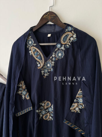 Paisley Embroidery Suit-4179 - Pehnava Lawns