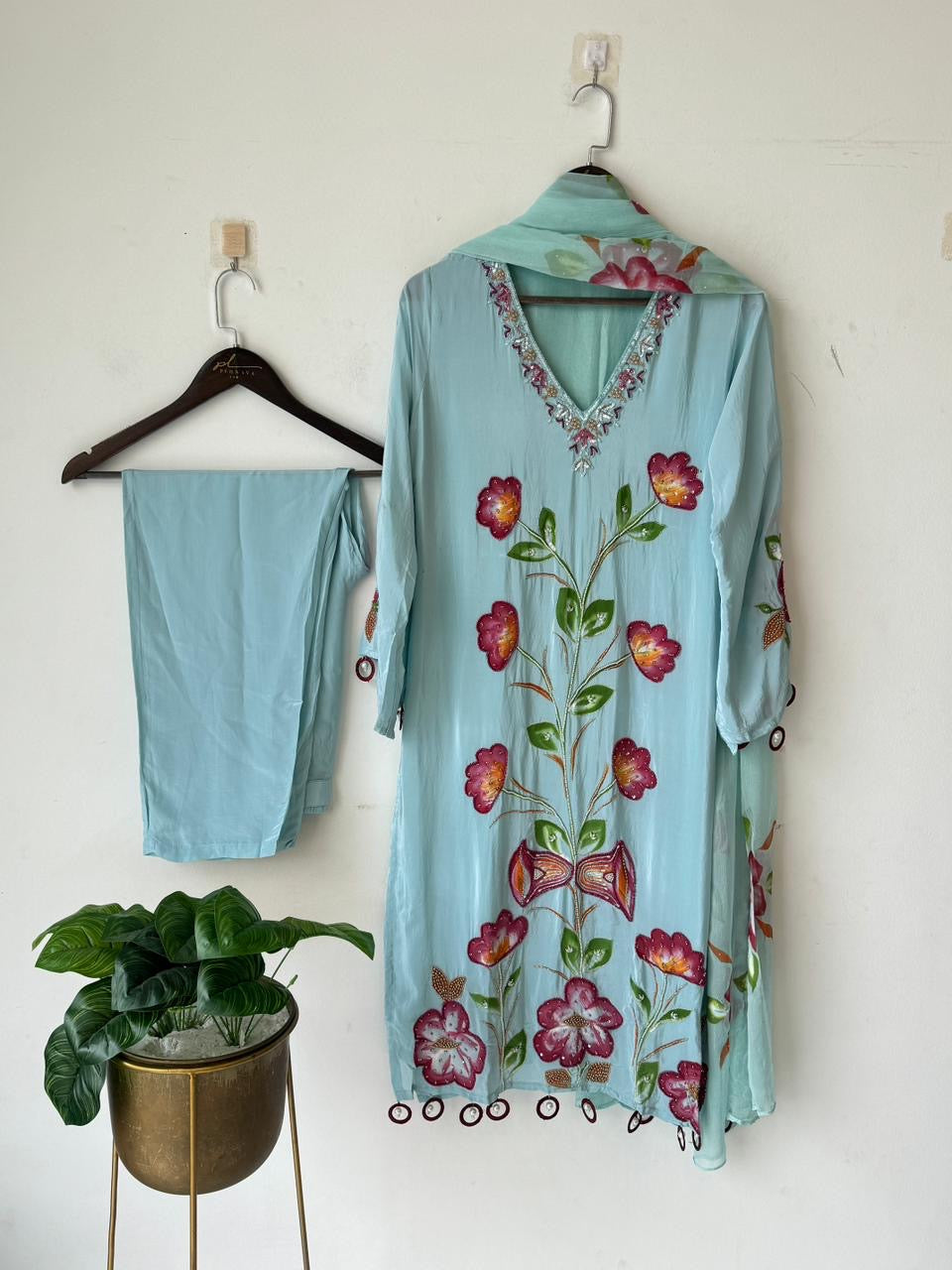 Classic Crepe Handpainted Handworked suit-No.5 - Pehnava Lawns