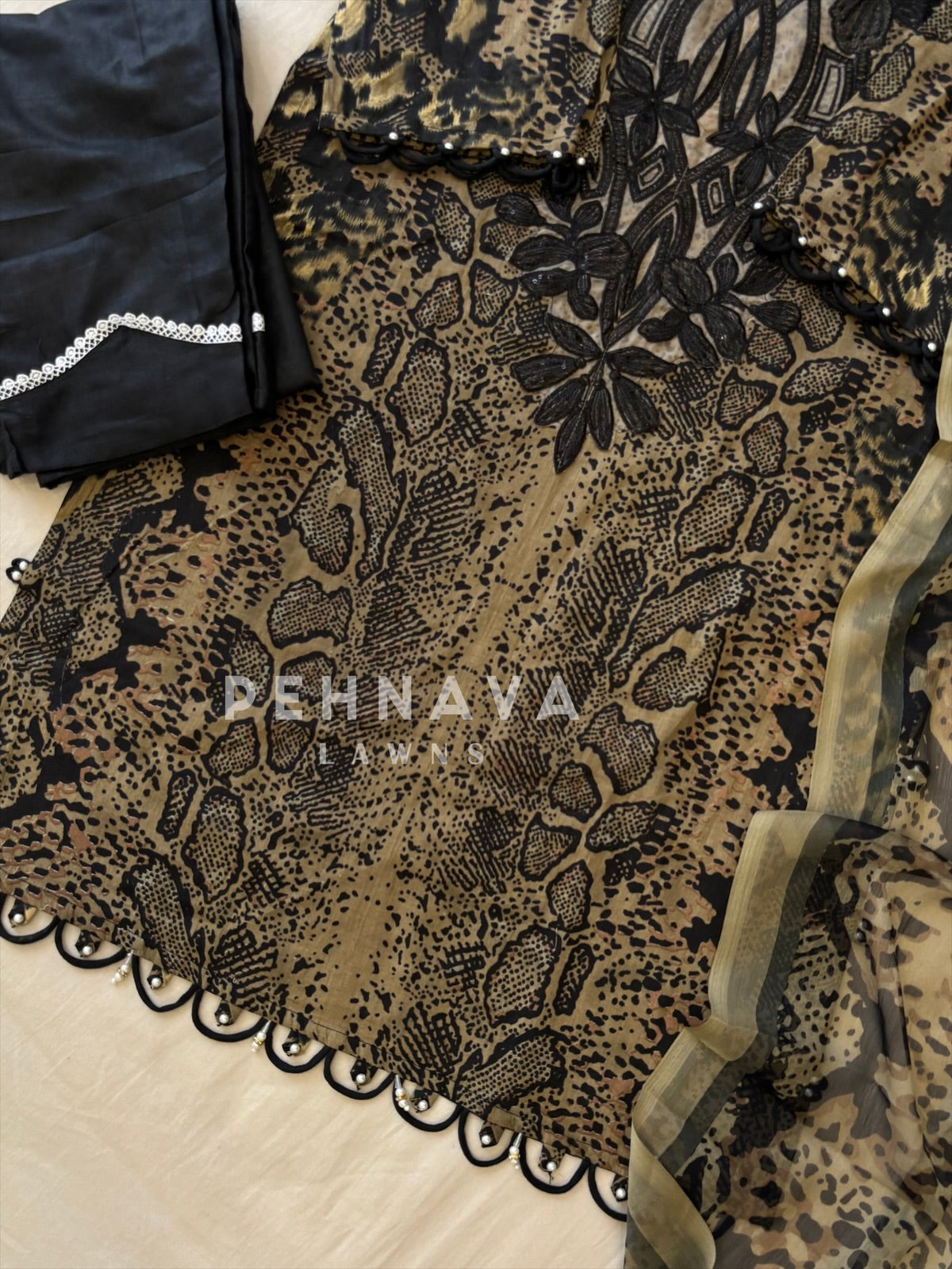 Floral Printed Ethnic Pak-Suit Ft. Chiffon/Cotton Dupatta-1456