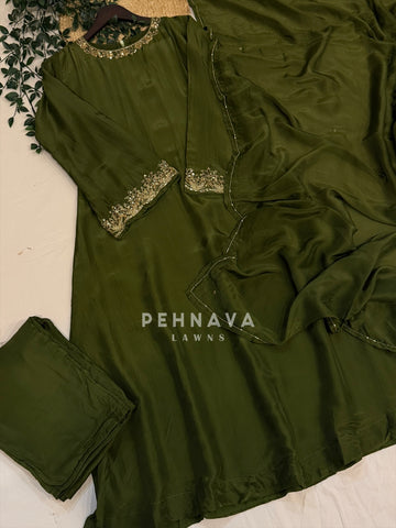 Crepe Handworked Ensemble H-367