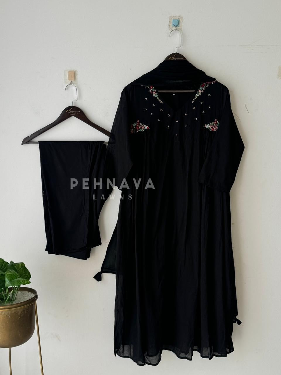 Thread Embroidered Cotton Suit