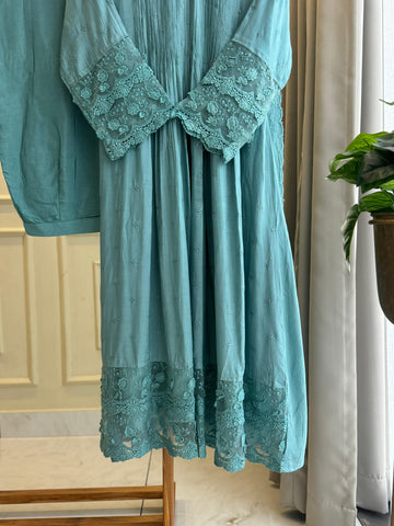 Muslin silk pleated A-line suit