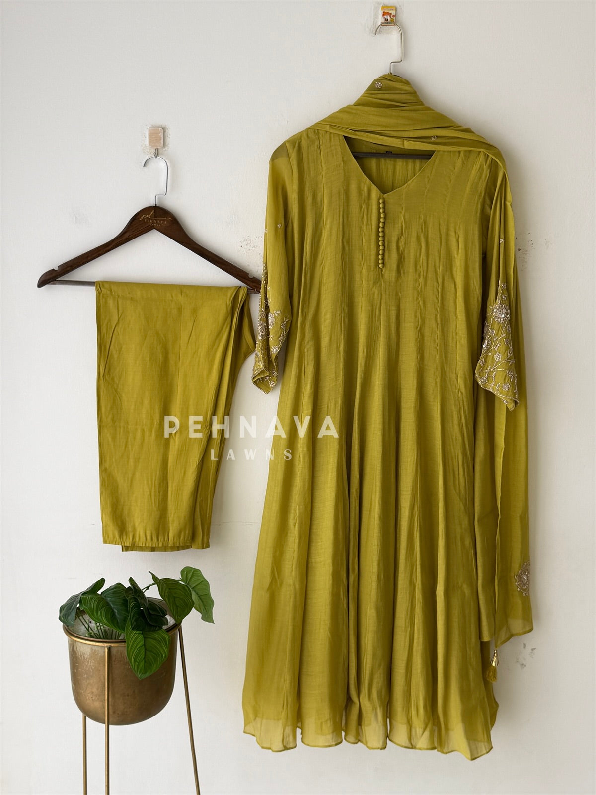 Chanderi Handworked Ensemble B725