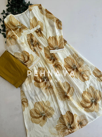 Soft Floral Luxe Cotton Coord Set - Pehnava Lawns