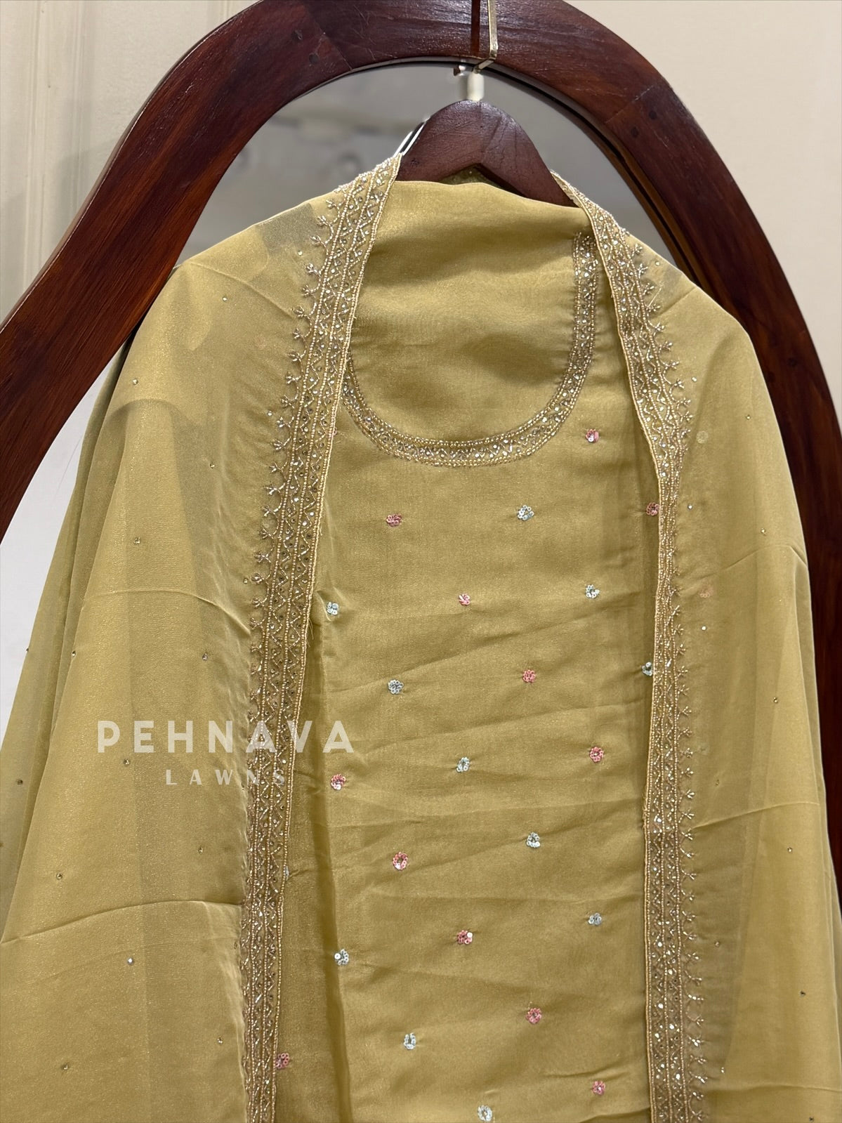 Tissue Handworked Unstitched Suit