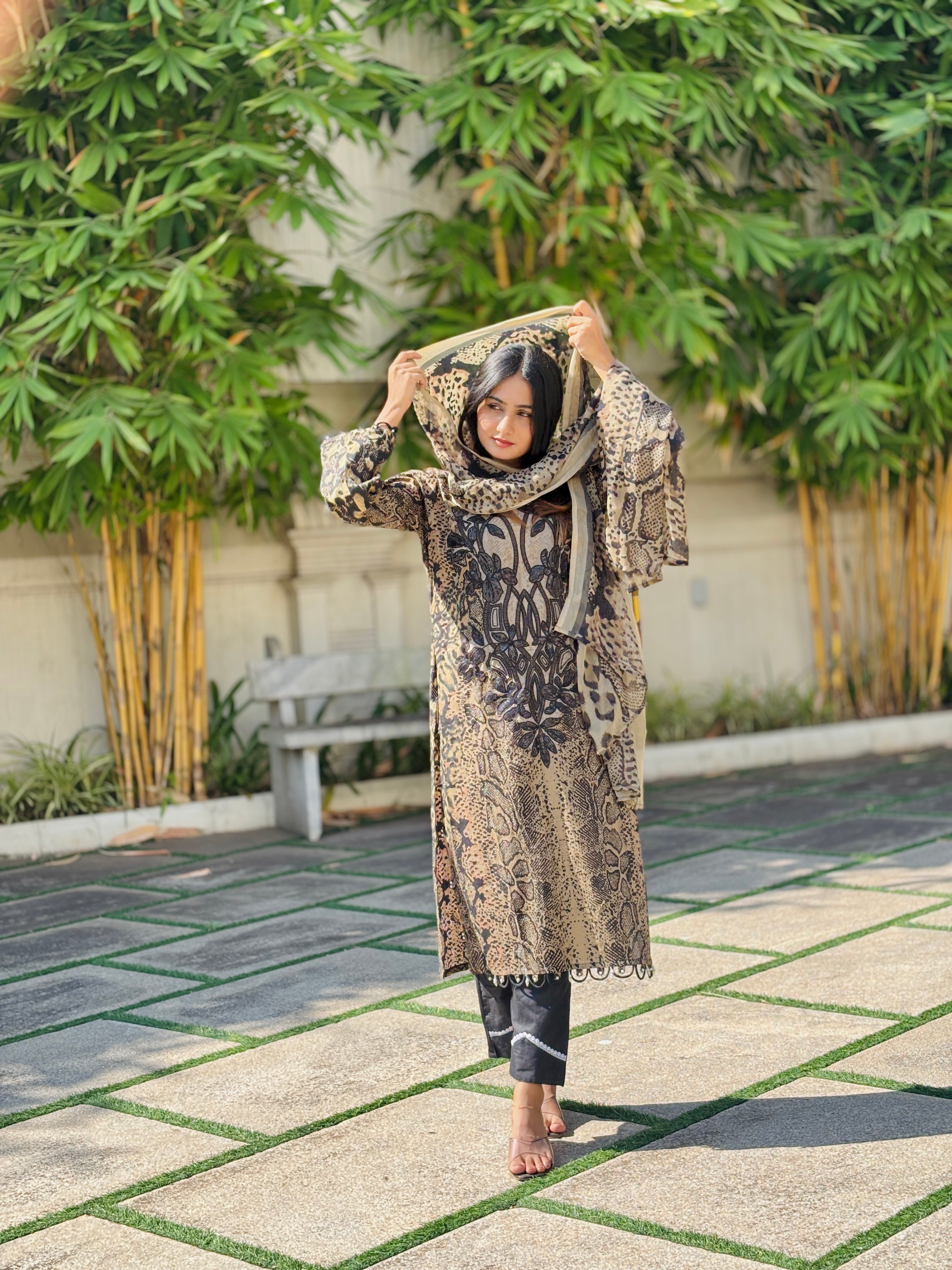 Floral Printed Ethnic Pak-Suit Ft. Chiffon/Cotton Dupatta-008