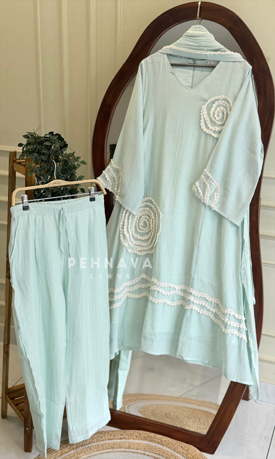 Floral Appliqué 3-Piece Set 5019