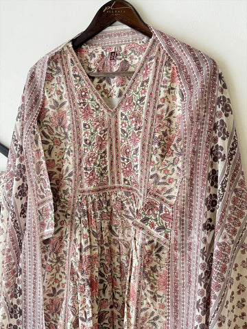 Printed Cotton Suit with Dupatta-18546 - Pehnava Lawns