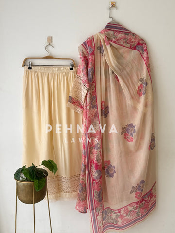 Floral Print Suit with Lace 4210