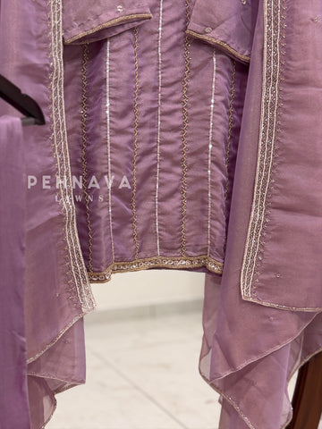 Tissue Handworked Stitched Suit-322