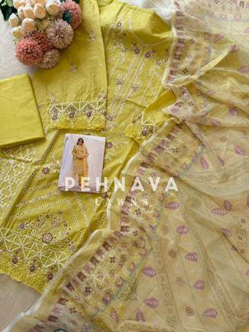Cutwork Embroidery Suit-1005