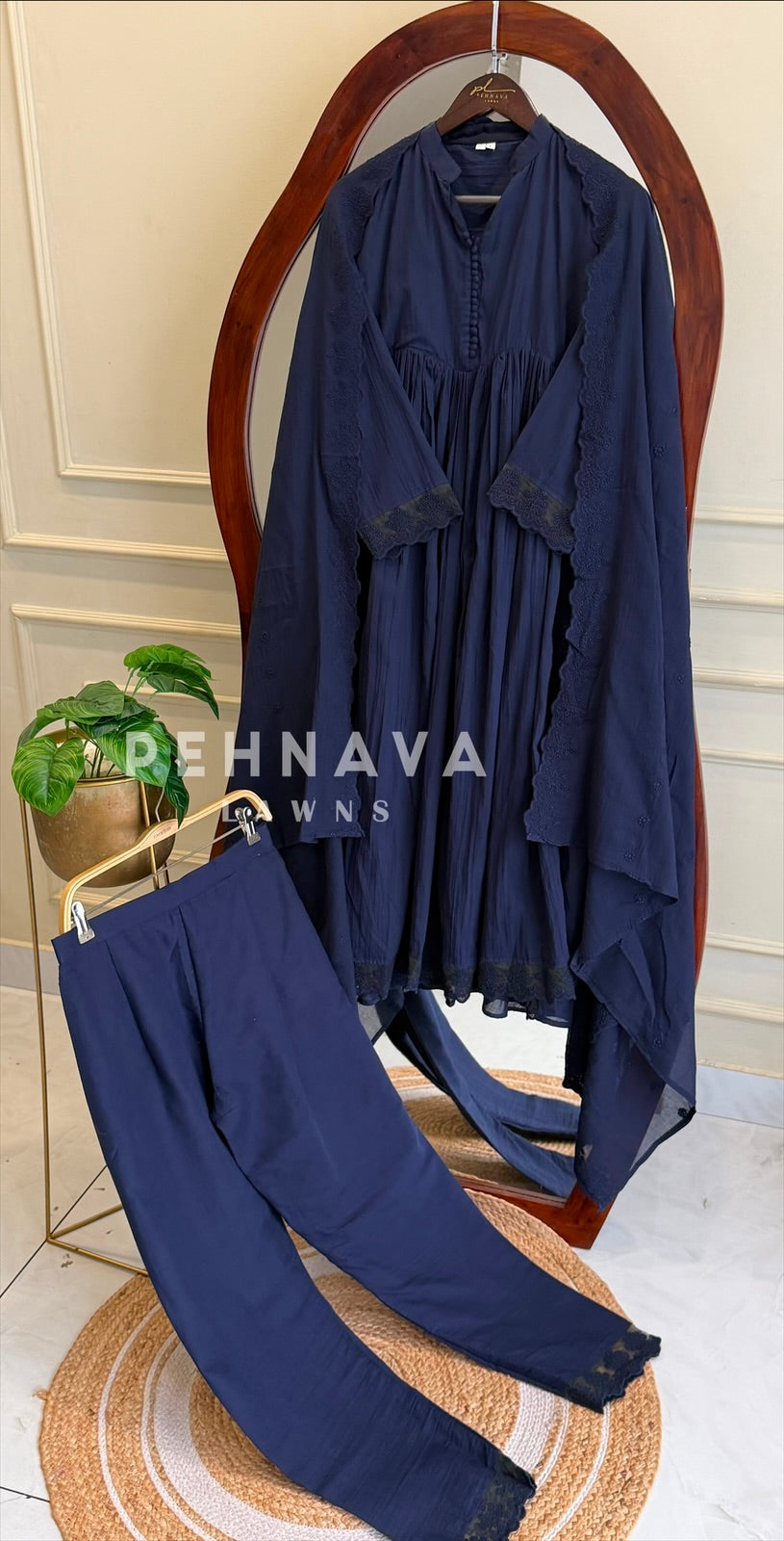 Lace-Trimmed Kurta Set-6404