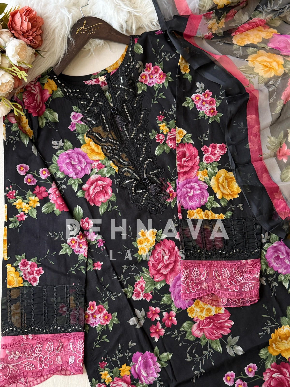 Floral Detailed Unstitched Suit-1329