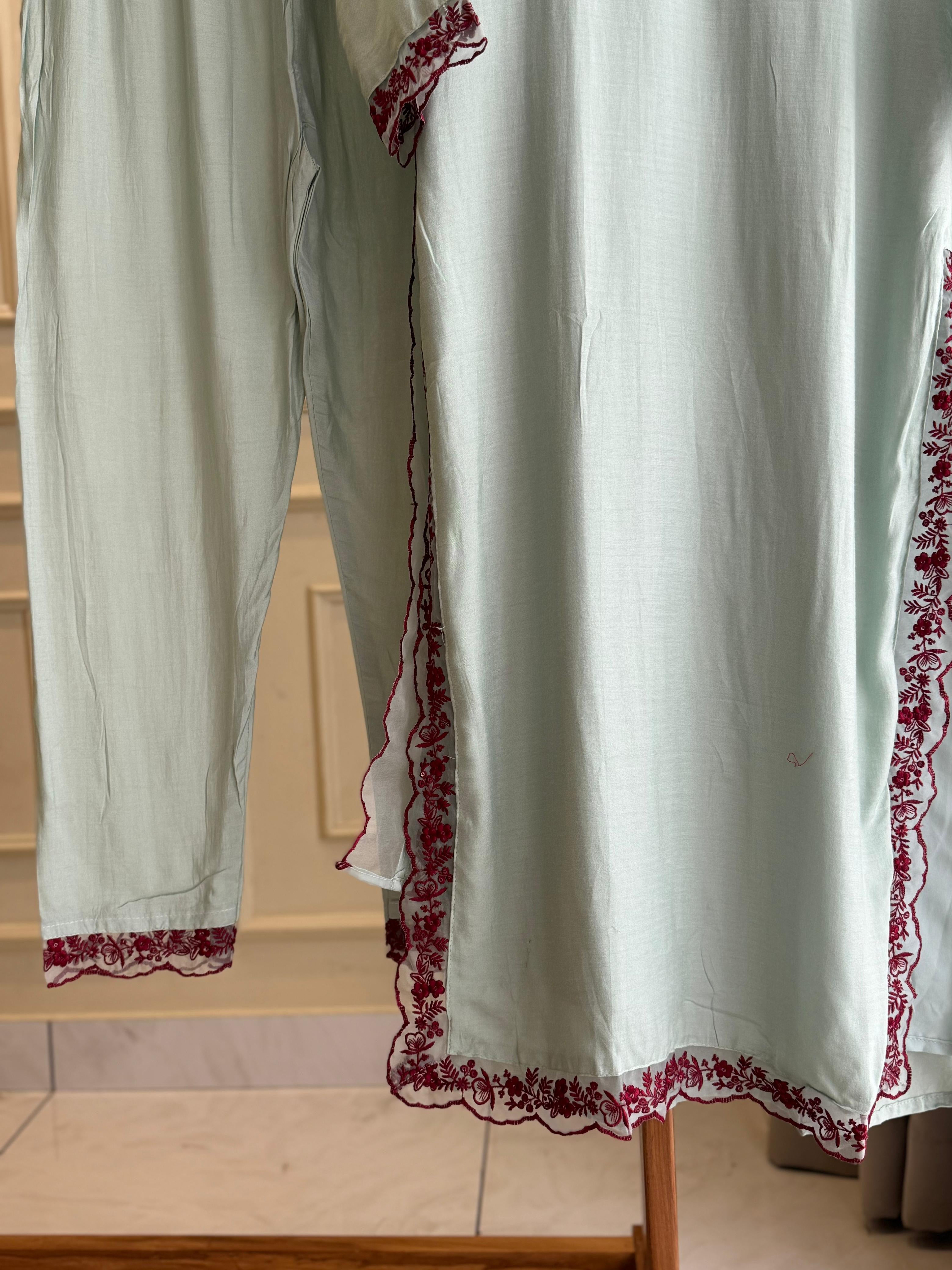 Muslin Designer Pattern Suit - Pehnava Lawns