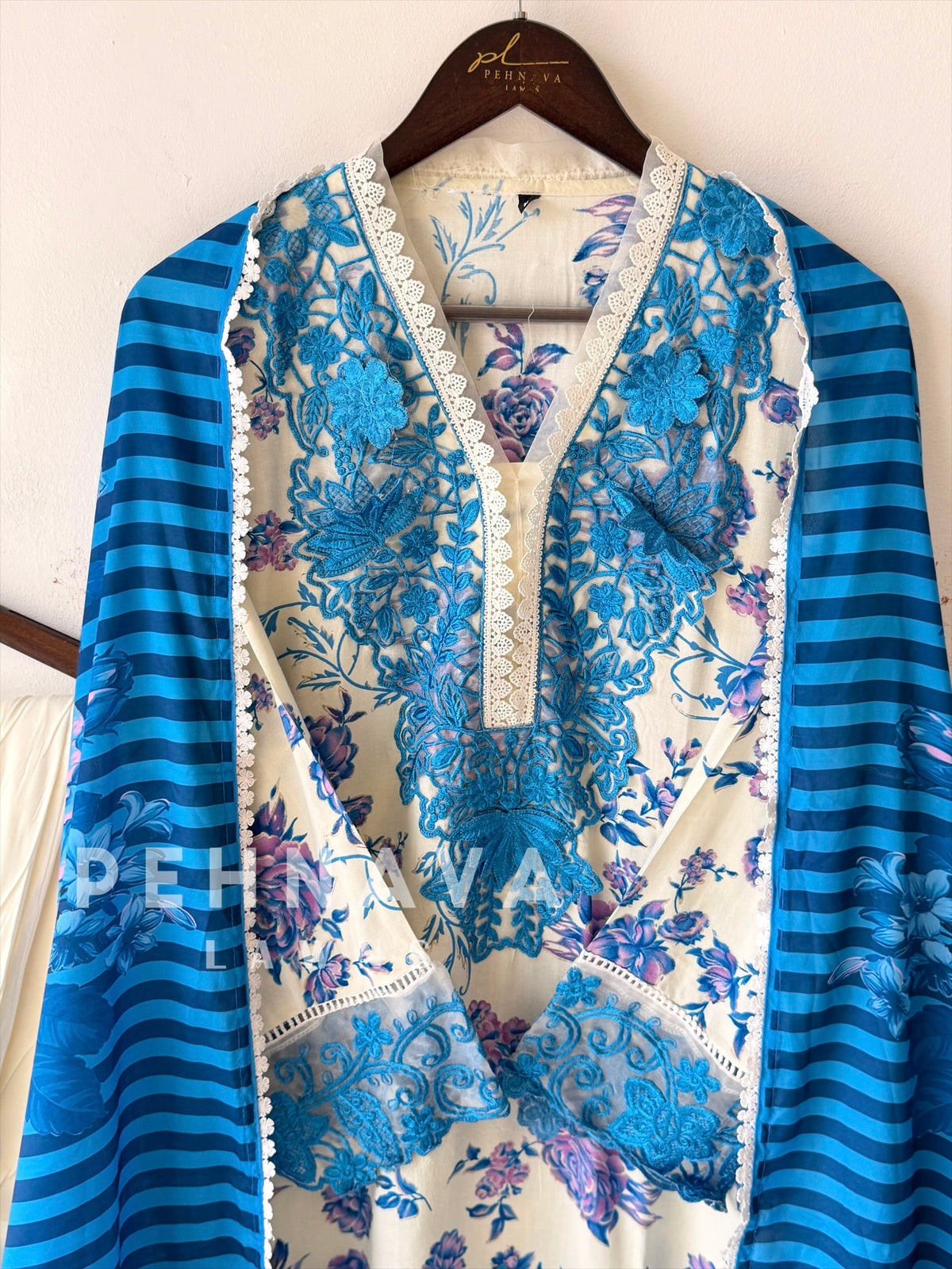 Cutwork Farshi Salwar
