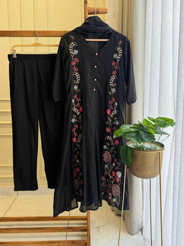 Hand Embroidery Cotton Panel Cut Cotton Suit
