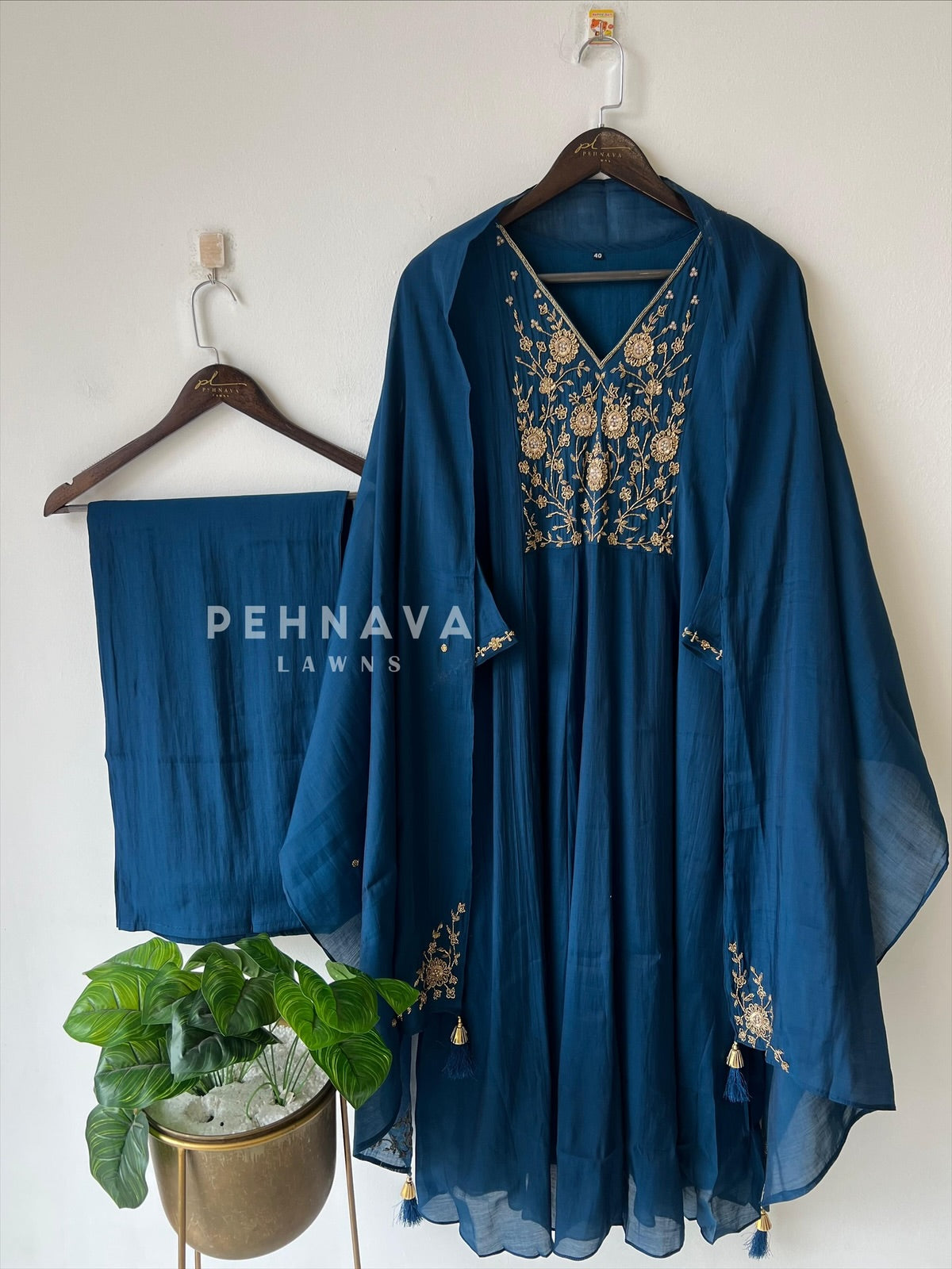 Antique Handwork Ensemble