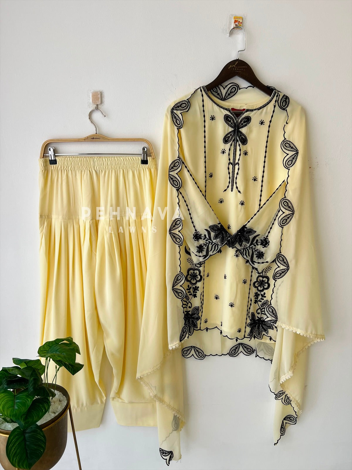 Classic Embroidered Farshi Salwar 7277