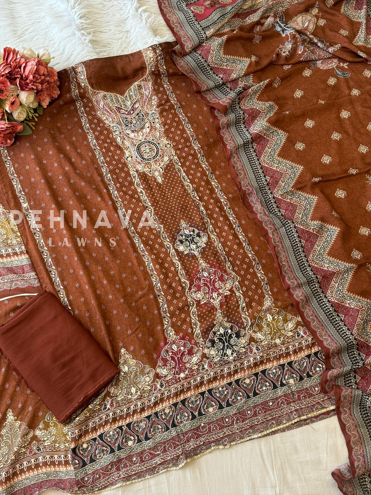 Premium Muslin Suit Set-324 - Pehnava Lawns