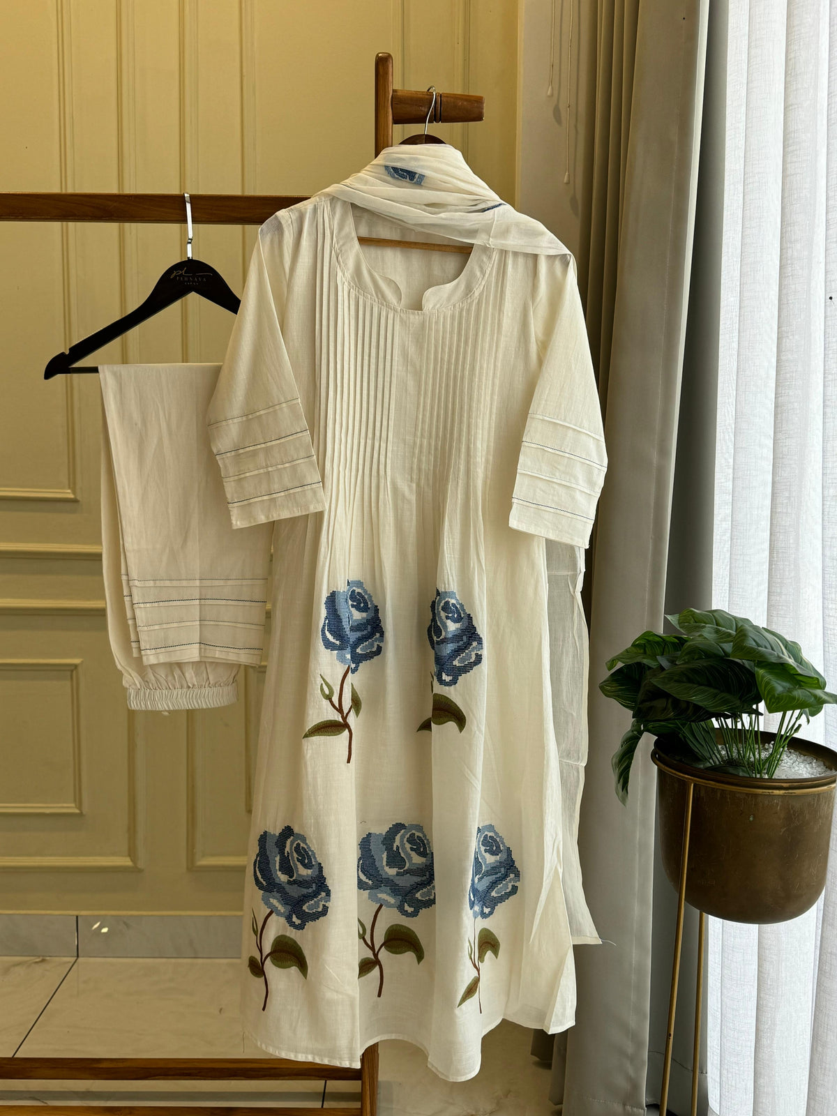 Dual Tone Floral Casual Suit