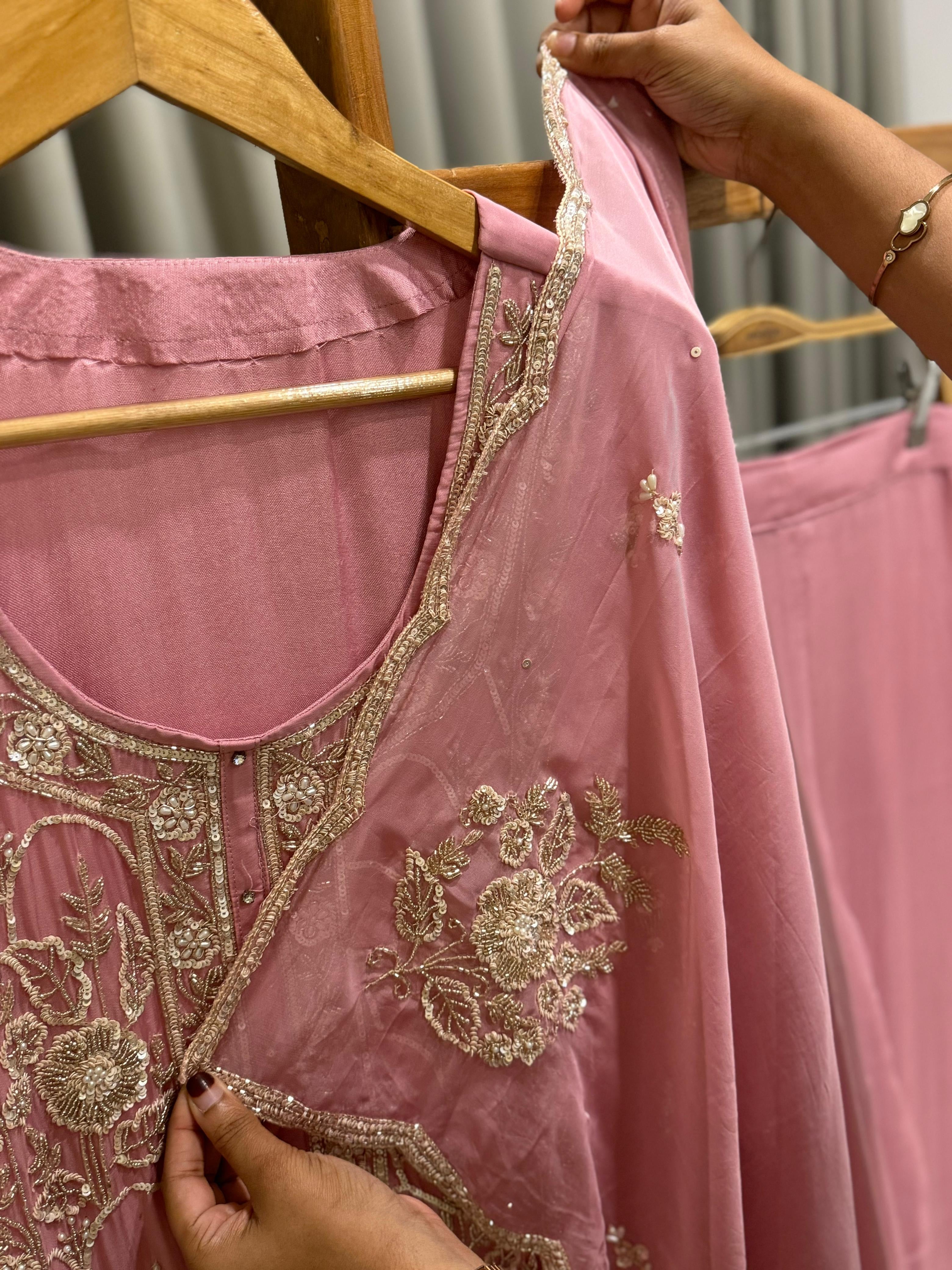 Premium Handworked Organza Salwar Kameez - Pehnava Lawns