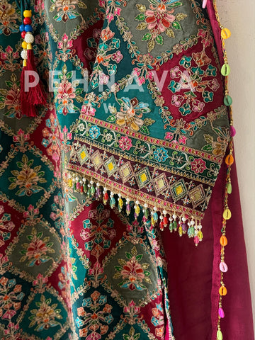 Intricate Floral Embroidery Suit With Beaded Dupatta(Pre-booking 6-7 Days Dispatching Time ) - Pehnava Lawns