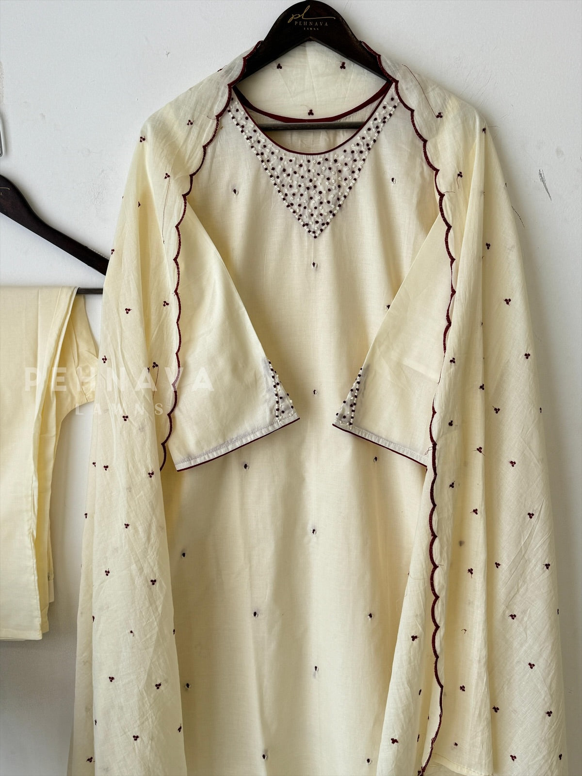 French Knot detailed Suit Set