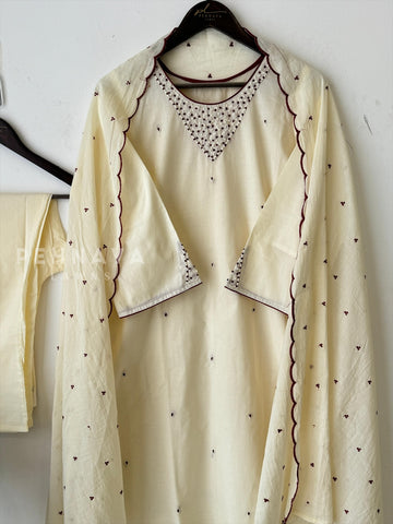 French Knot detailed Suit Set