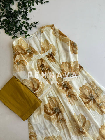 Soft Floral Luxe Cotton Coord Set - Pehnava Lawns